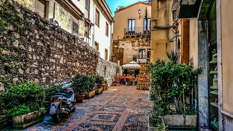 Touren op Sicilië met de scooter